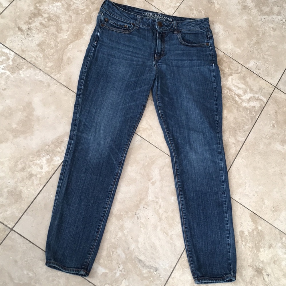 American Eagle Outfitters Hi-Rise stretch jeans